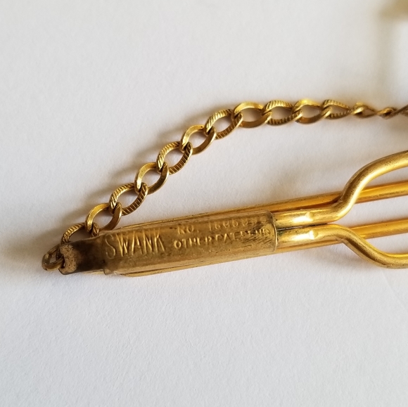 Relisted -Vintage letter H tie clip by SWANK gold tone metal - Picture 7 of 8